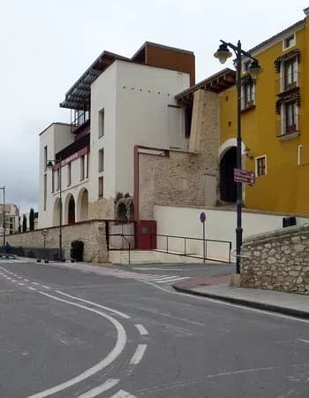 Palau De La Vila