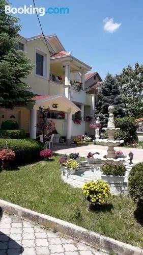 Vila Kraljevski 1