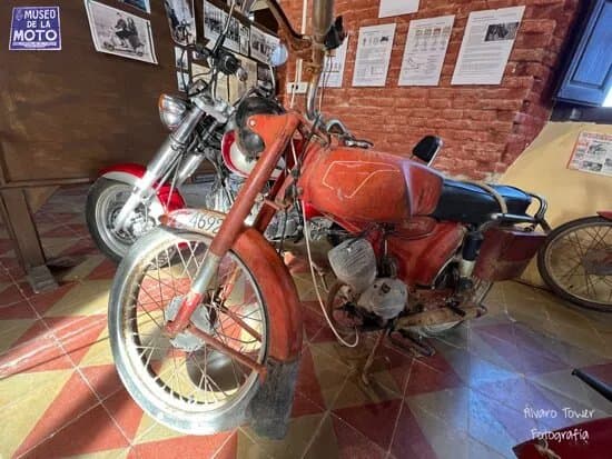 Museo De La Moto Clasica Y Coleccionismo De Esguevillas De Esgueva