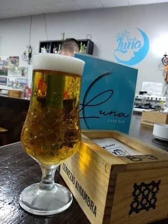 Bar Luna Peligros