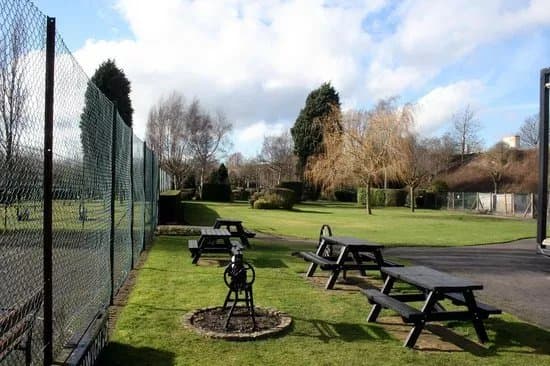 Vickers Way Park