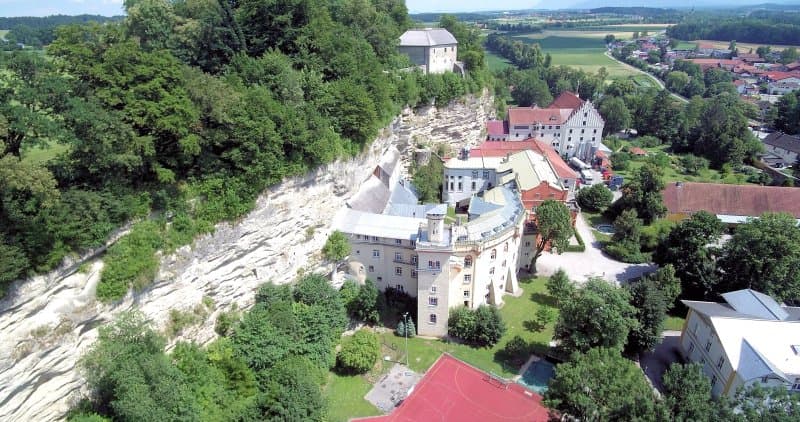 Schloss und Burg Stein