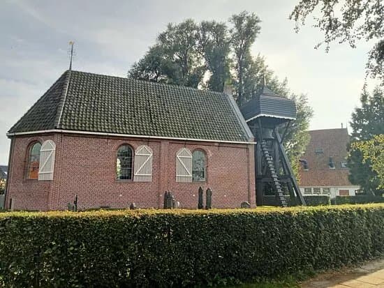 Goingarijp Kerk en Klokkenstoel