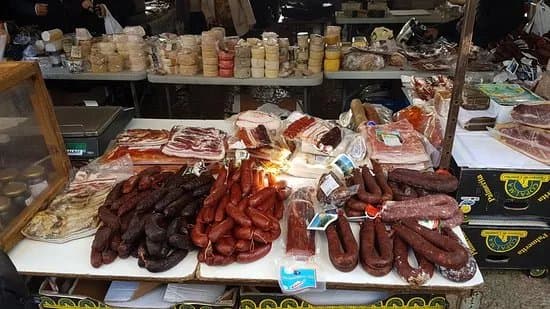 Dominical Market