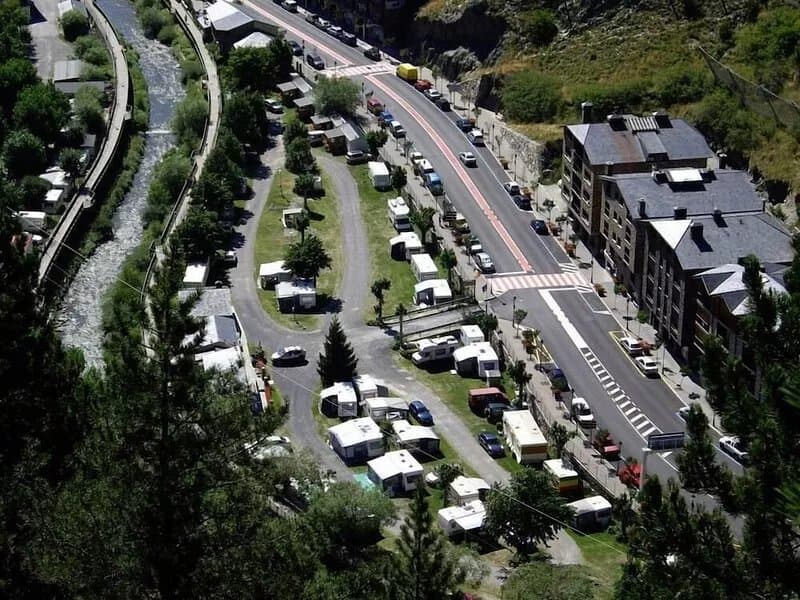 Mobile home 200m from the Grandvalira ski slopes