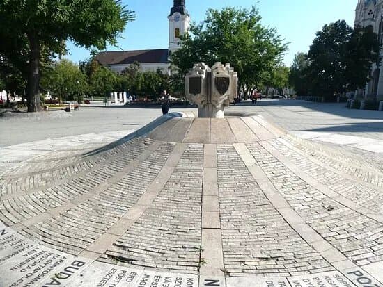 Cimerdomb (crest Hill)