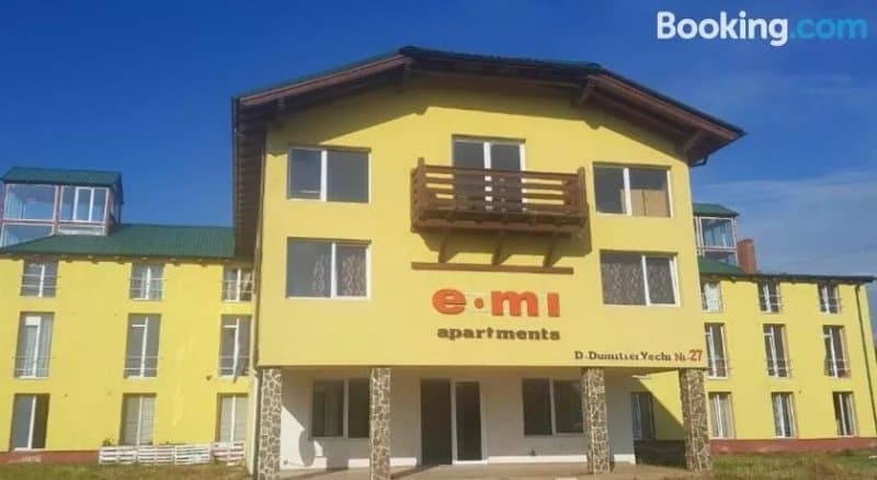 Emi Apartment