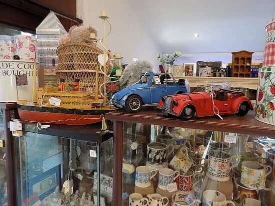 Wardon Hill Trading Post