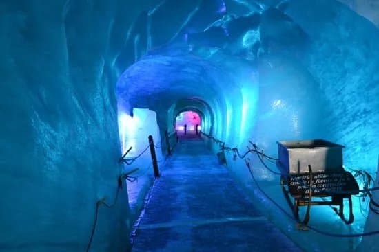 Grotte de Glace