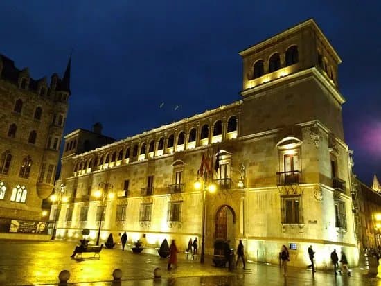 Palacio de los Guzmanes