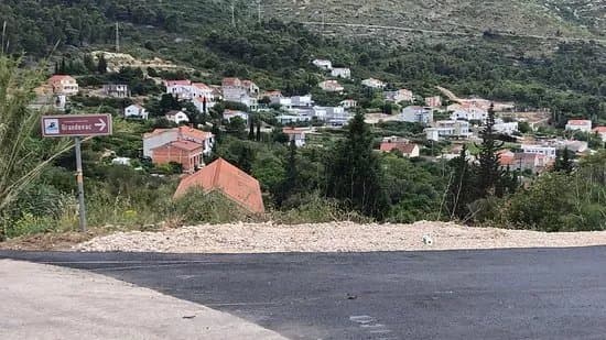 Boj pod Visom - Kula Wellington - Central Dalmatia Croatia - Theme Trails