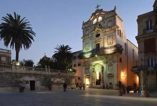 Chiesa di Santa Lucia alla Badia