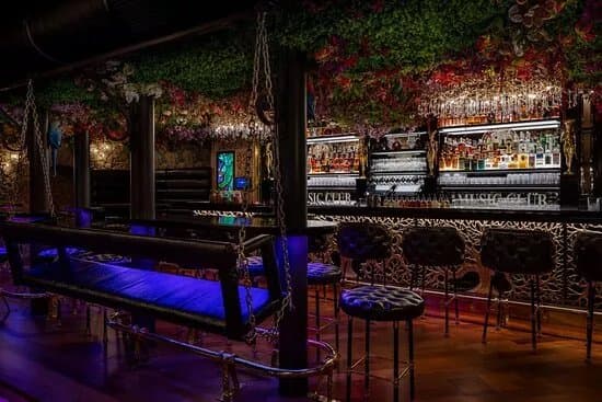 Zlaty Strom Bar Prague