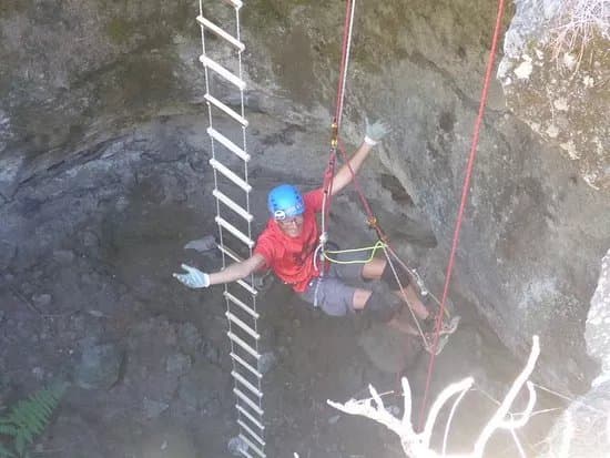 Las Cuevas de El Hierro Excursiones