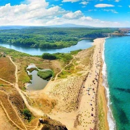Veleka Beach