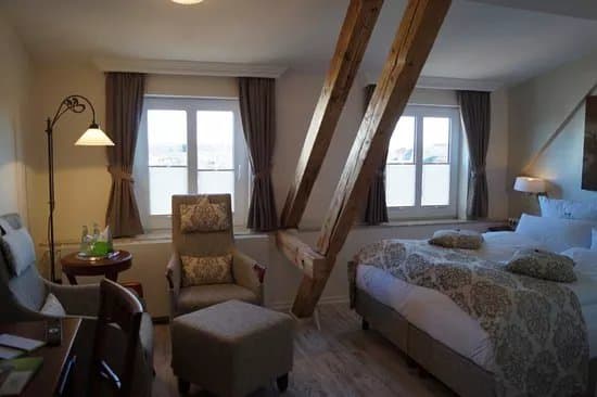 Hotel Mitten Mang