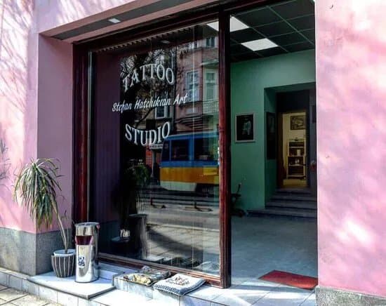 Stefan Hatchikian Art Tattoo Studio