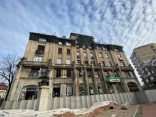 Szana Palace