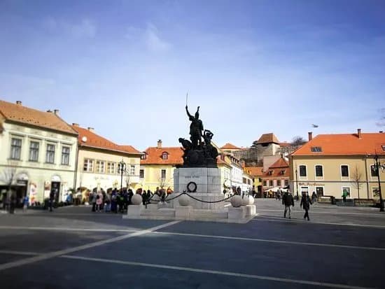 Dobo Square