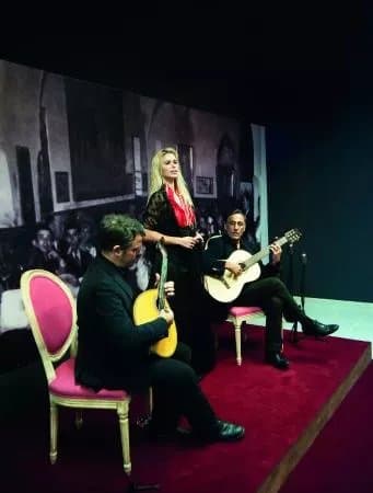 Fado com Historia