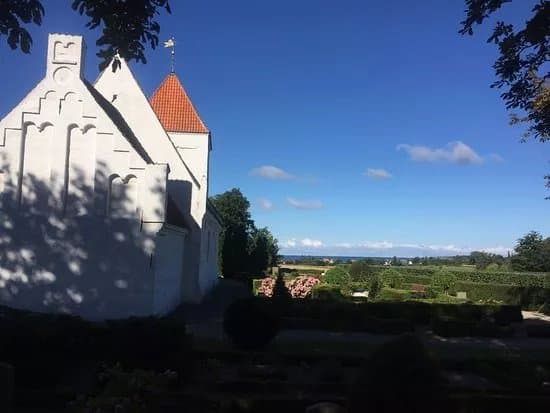 Femo Kirke
