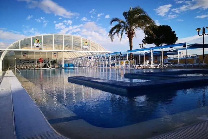 Villa Casa Hermosa in Los Banos De Fortuna, 200 metres from spa baths, with pool