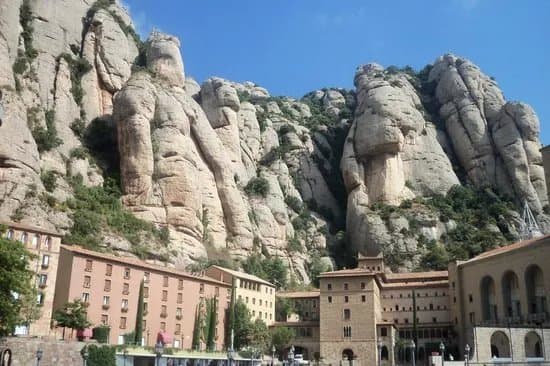 Barcelona Turisme - Afternoon in Montserrat Tour