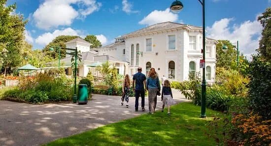Penlee House Gallery & Museum