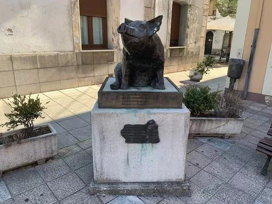 Monumento al Gochu