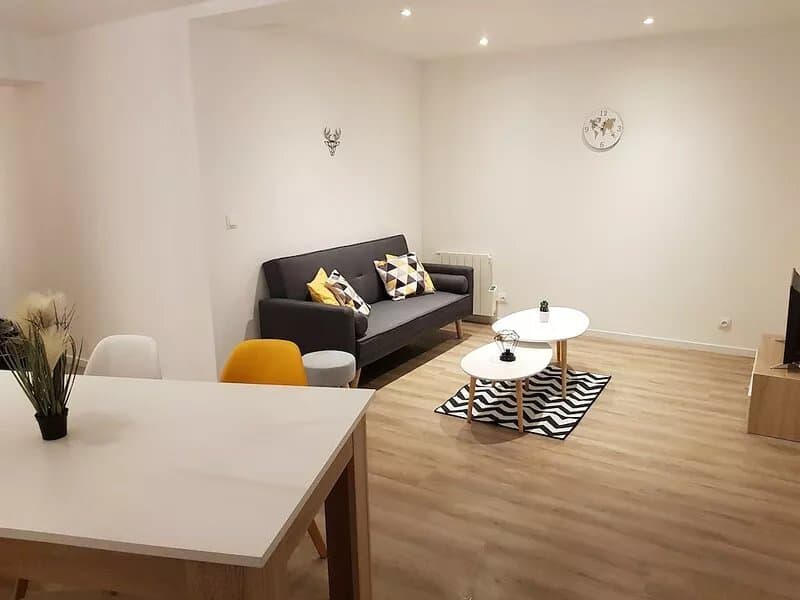Spacious 67 m2 apartment with private parking