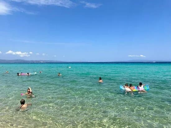 Okto Bar On The Beach