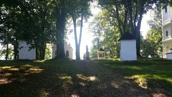 Slanicky art island - Orava dam