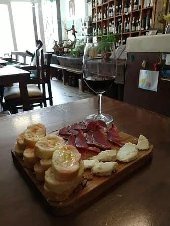 La Bodega