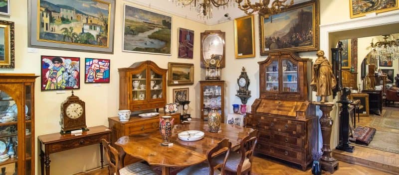 Darius Antiques