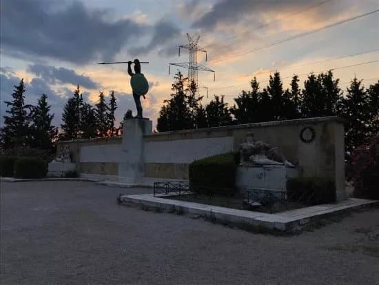 Leonidas Monument