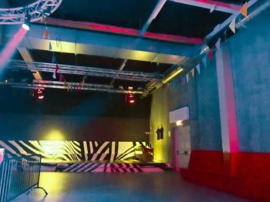 Fluor