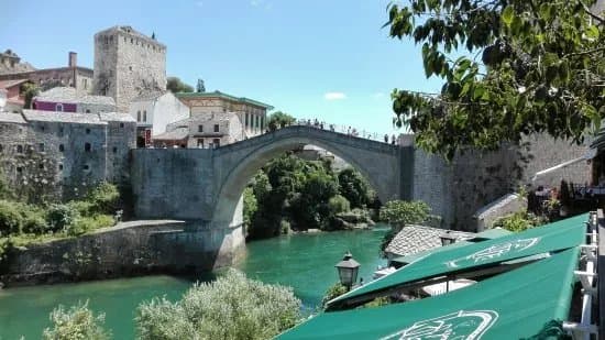 Laus Travel
