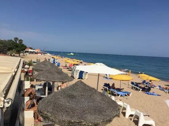 Tiare Beach Bar