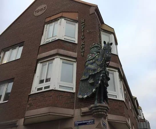 Statyn Hertig Knut