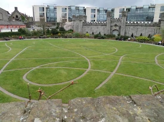Tours De Dublin En Francais