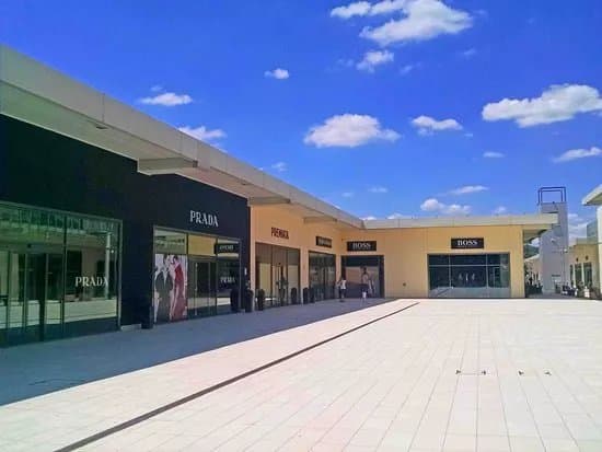 Il Castagno Brand Village