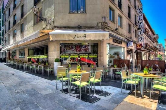 Pub Luna 9
