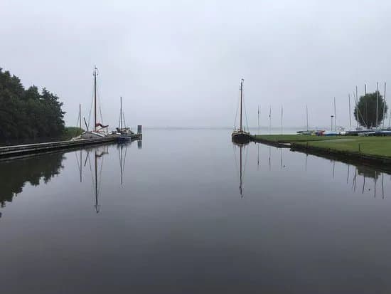 Sail & Surf School Zuidlaardermeer
