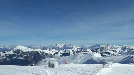 Snowsports Kitzbuhel