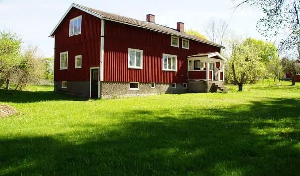 Aggaron Island Hostel & Cottages