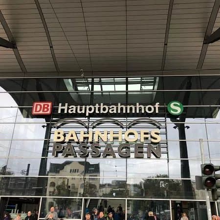 Tourist Information Im Hauptbahnhof