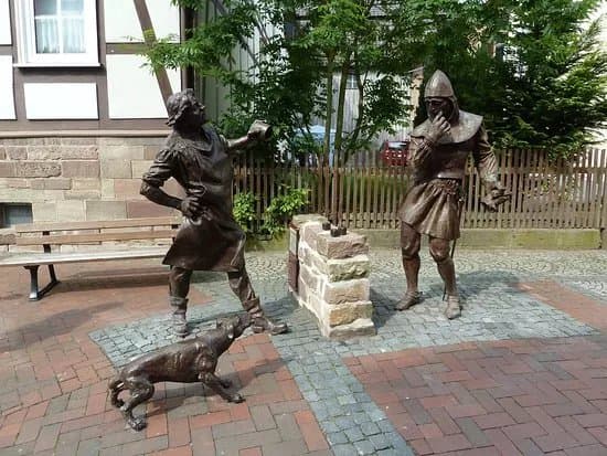Wurfelspiel-Denkmal