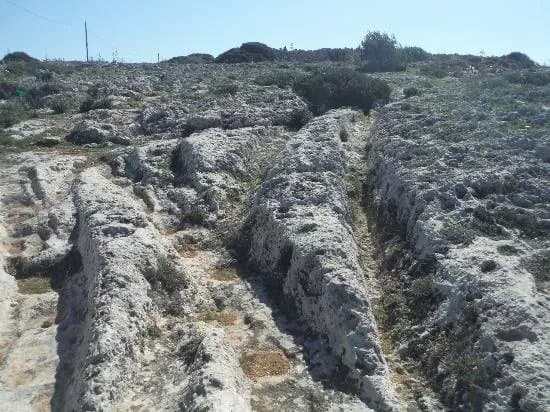 Dingli Cart Ruts (Clapham Junction) and Caves