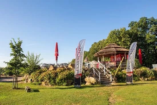 Sportovne Relaxacni Areal Hluboka nad Vltavou