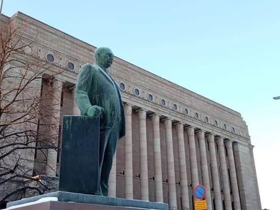 P. E. Svinhufvud Statue